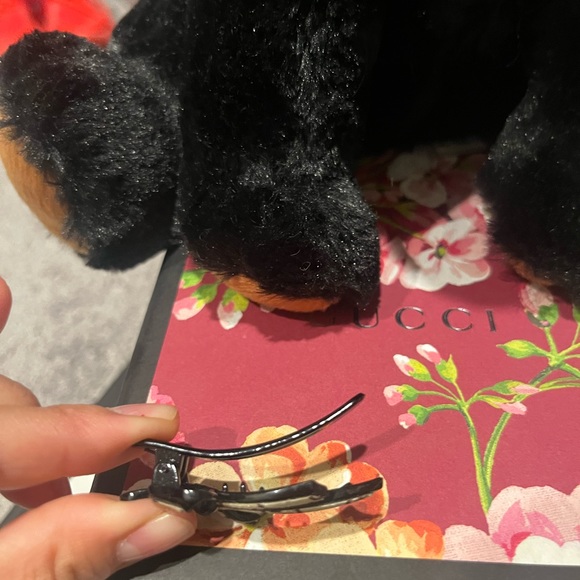 Gucci barrette, hair clip! Stunning hair piece???